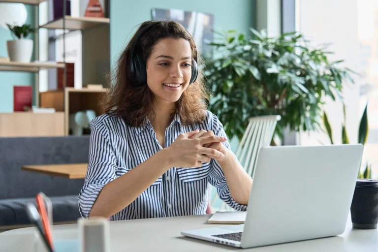 5 of the Best Entry-Level Work-From-Home Jobs to Consider